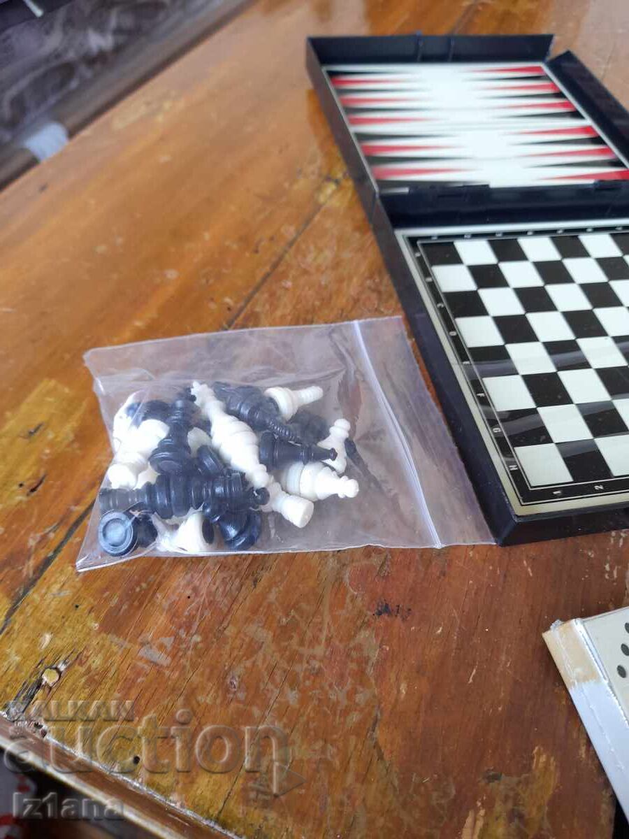 Παλιό παιχνίδι Σκάκι, τάβλι, ντόμινο Assos - 5 Παλιό παιχνίδι Σκάκι, τάβλι, ντόμινο Assos - 5