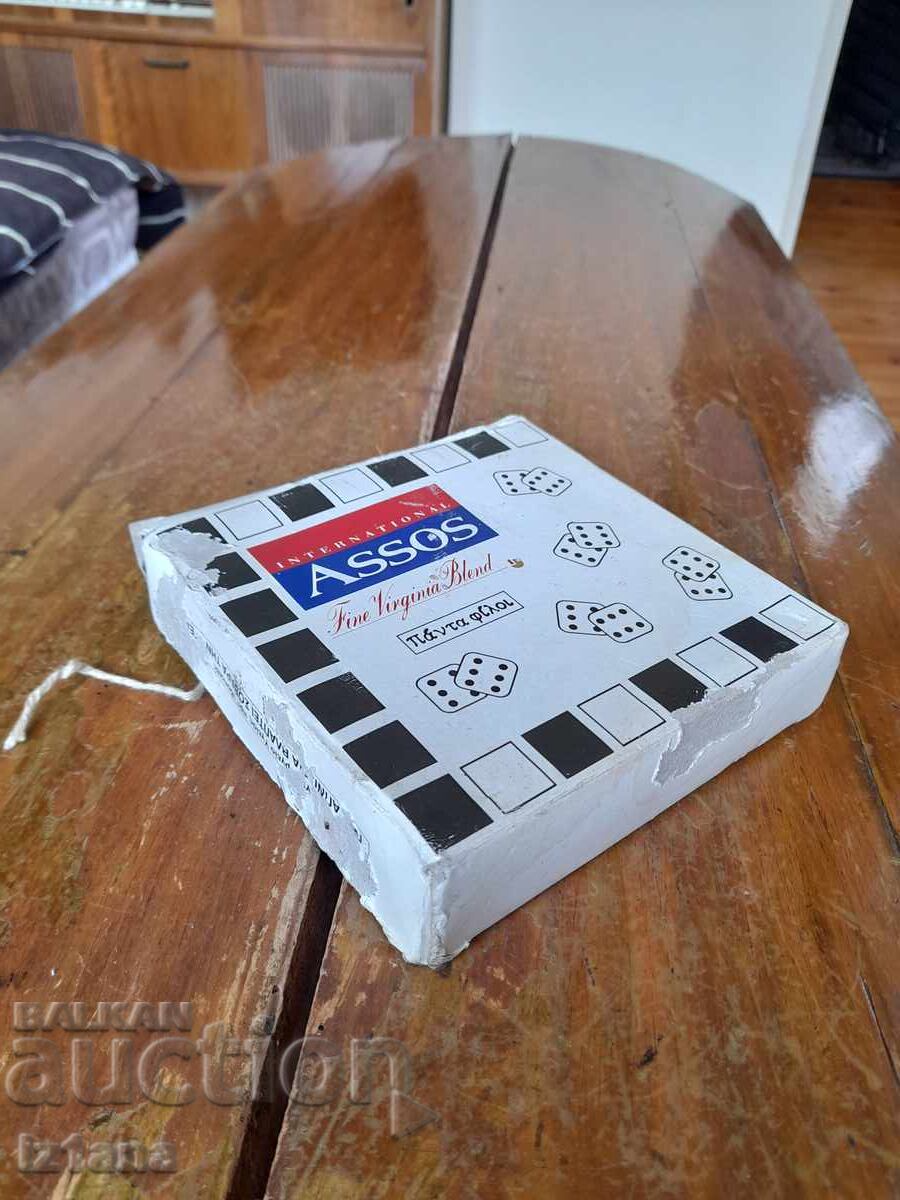 Παλιό παιχνίδι Σκάκι, τάβλι, ντόμινο Assos Παλιό παιχνίδι Σκάκι, τάβλι, ντόμινο Assos