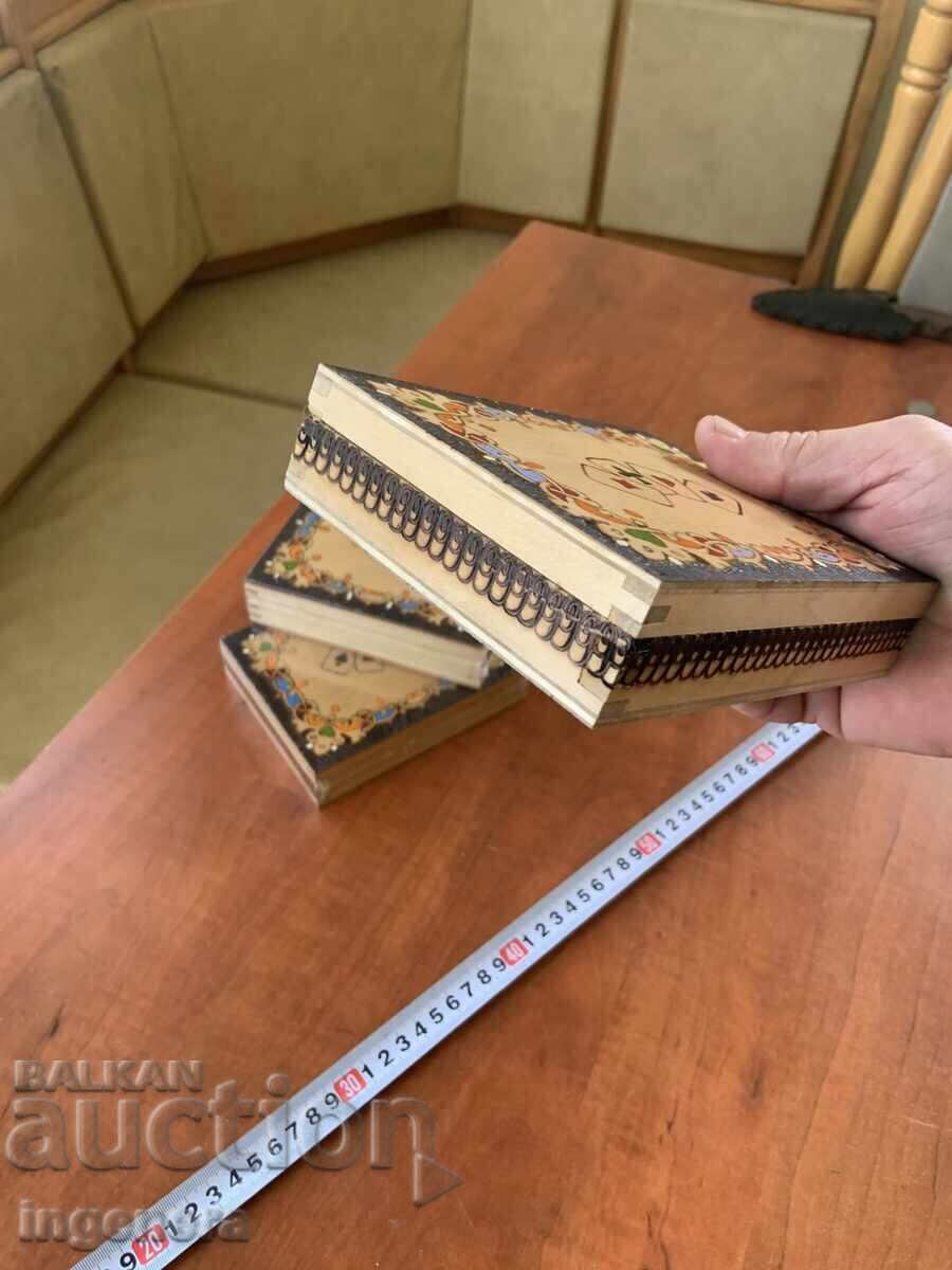 CUTIE LEMN PIROGRAFIE DESEN VECHE DE PE VREMEA SOCIALISMULUI PENTRU 2 TESTE - 6