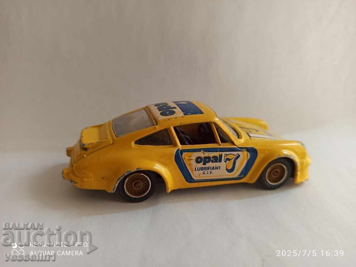 Παλιό παιχνίδι solido αυτοκίνητο Porsche 934 turbo αυτοκινητάκι 1/43 με τιμή € 6.00 | 11.74 BGN