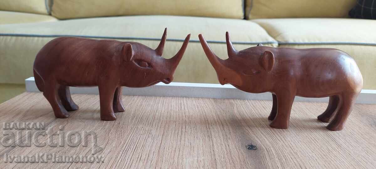 Sculpturi în lemn pentru cunoscători, două bucăți