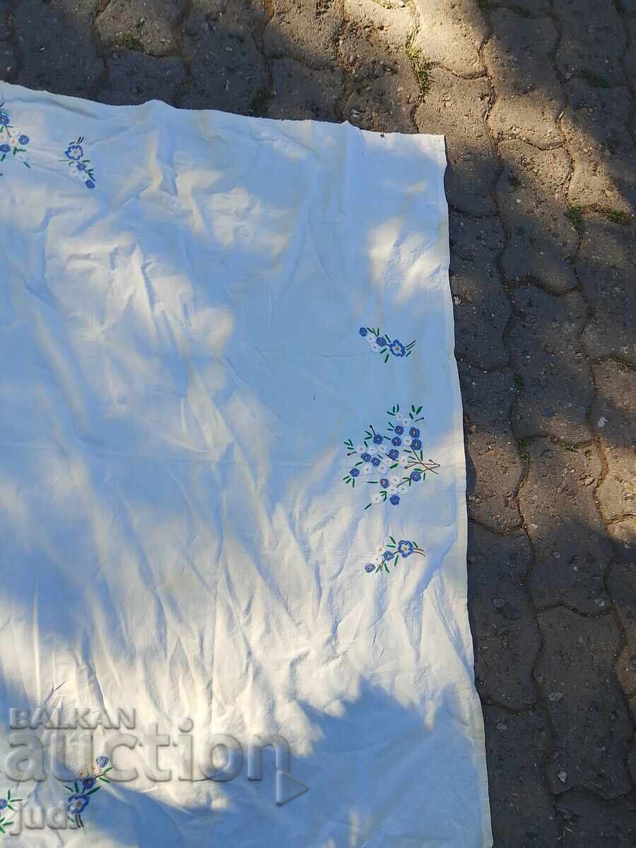 Δημοπρασία Τραπεζομάντηλο κεντήματος