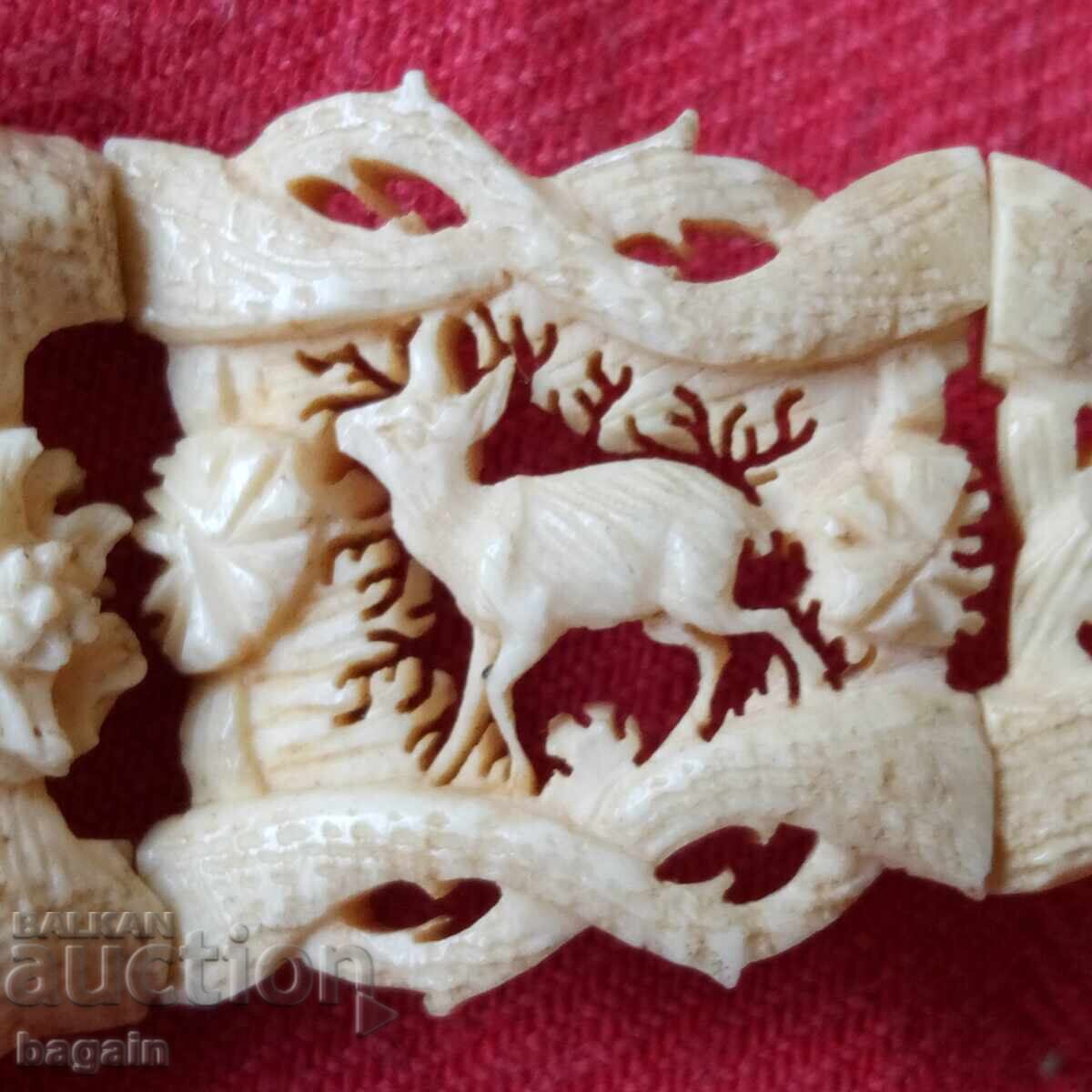 Unique horn carving with price 70.00 BGN | € 35.79