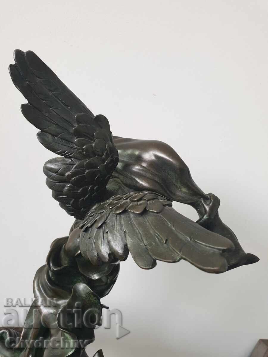 Veche sculptură/figură franceză din bronz cu un înger și o fată - 5