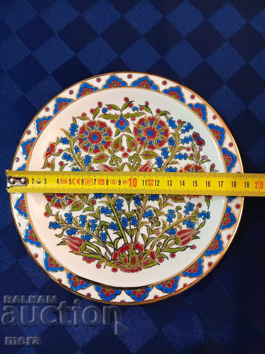 Delivery of Porcelain wall plate - handmade, limited edition Delivery of Porcelain wall plate - handmade, limited edition