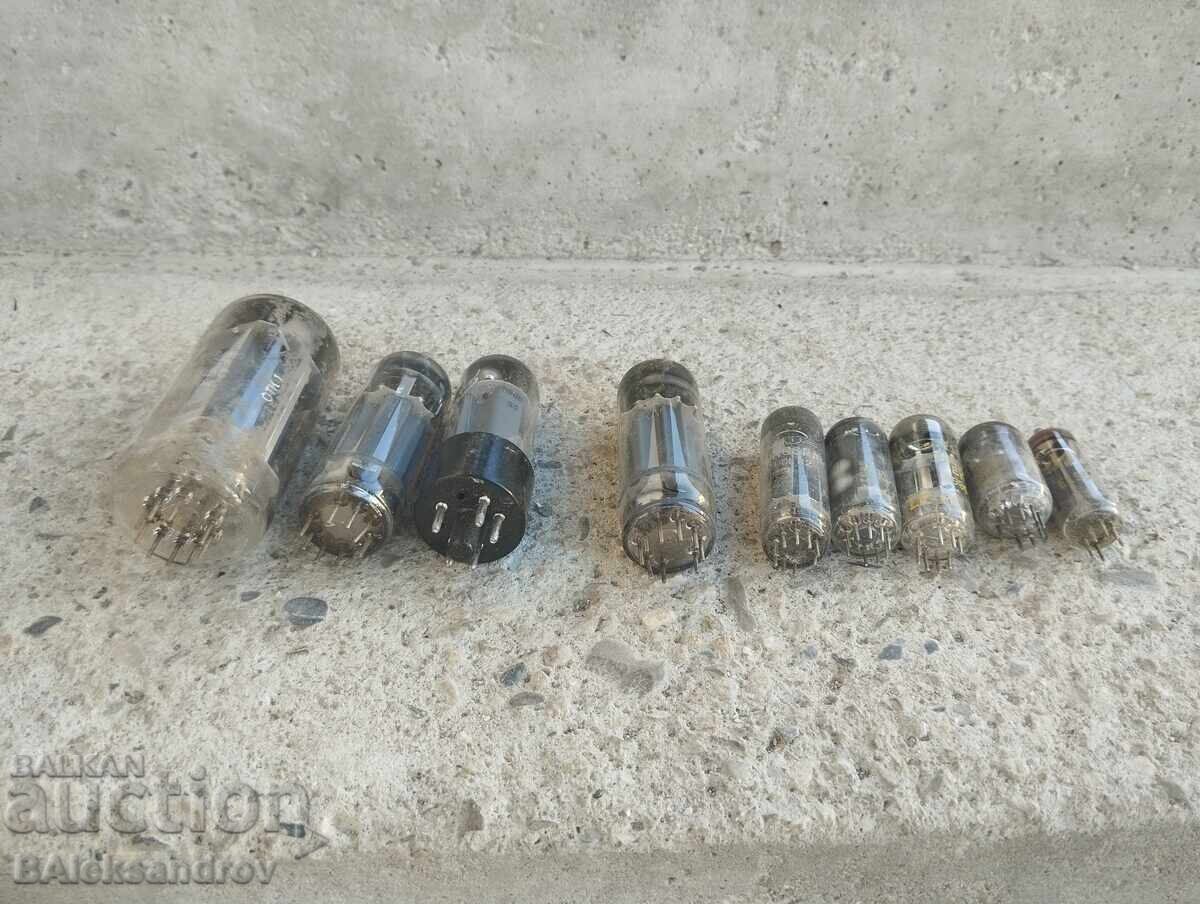 Large lot of radio tubes - 7