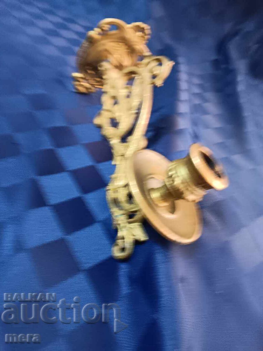 Bronze console candlestick with price 65.00 BGN | € 33.23