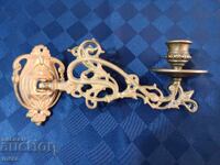 Sfeșnic de bronz cu consolă