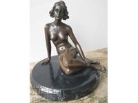 Bronze sculpture / erotic / nude woman figure / Preiss statuette