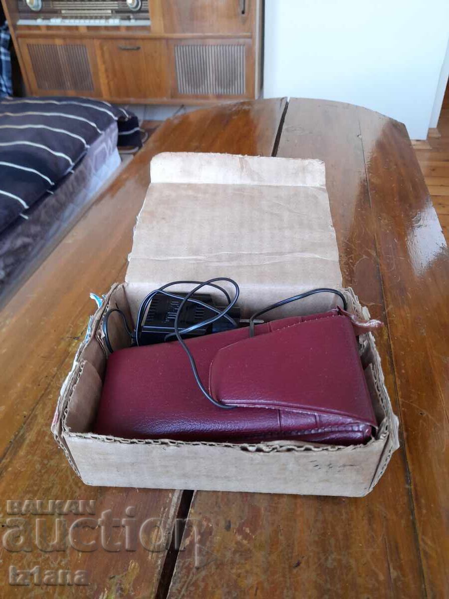 Calculator vechi Electronics MK 61 cu preț 55.00 BGN | € 28.12 Calculator vechi Electronics MK 61 cu preț 55.00 BGN | € 28.12