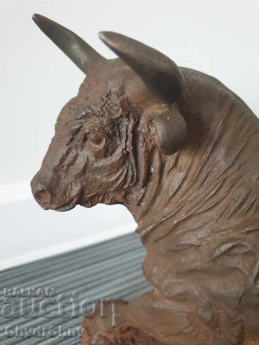 Licitație Figurină de taur din fontă/statuetă metalică de fier 31cm-5kg