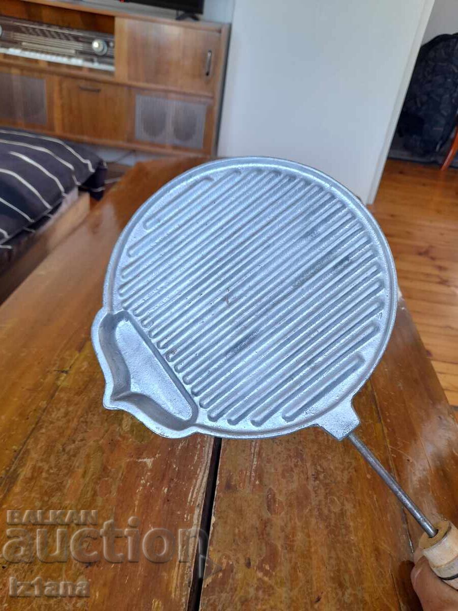 Old Waffle Cook with price 43.00 BGN | € 21.99