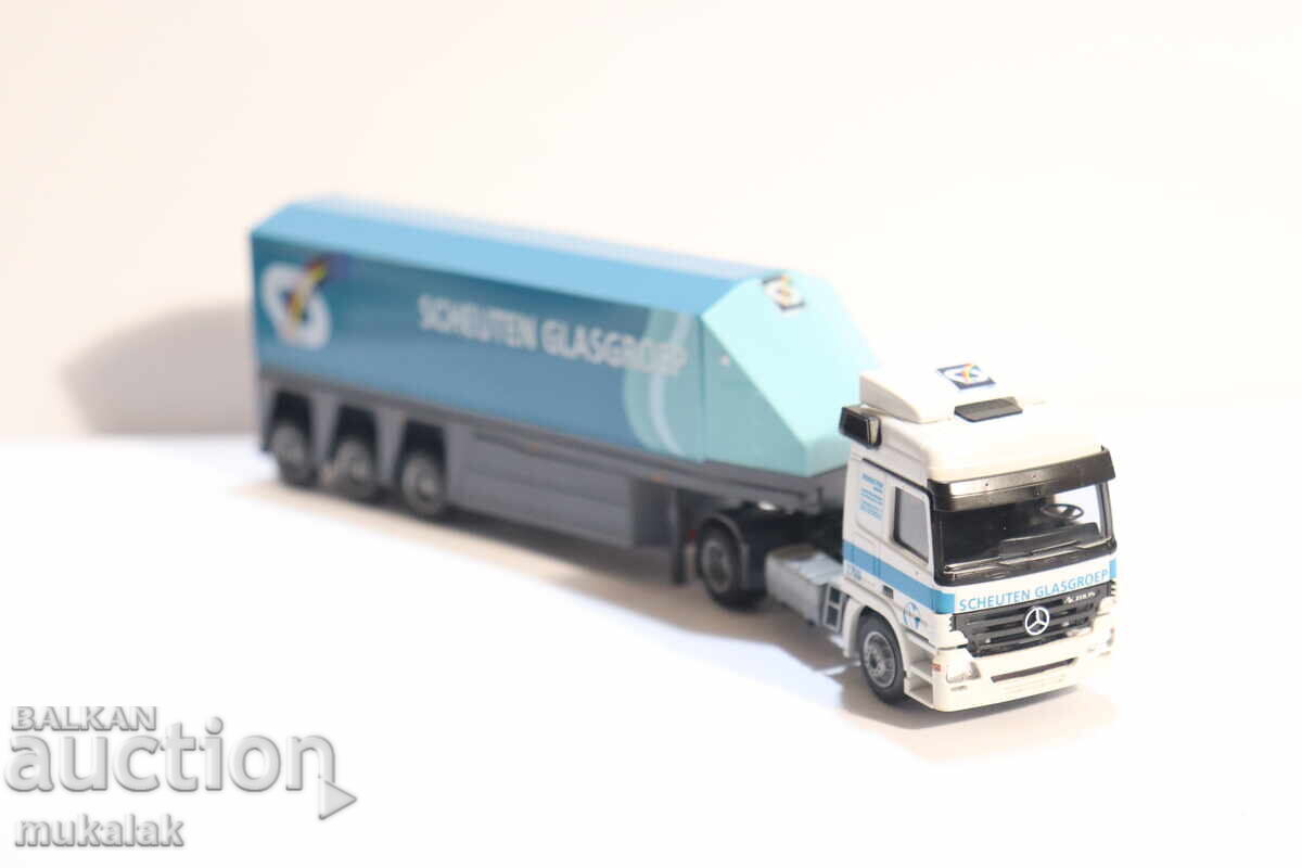 Аукцион AWM H0 1/87 MERCEDES   КАМИОН  МОДЕЛ  ТРАНСПОРТ НА СТЪКЛО