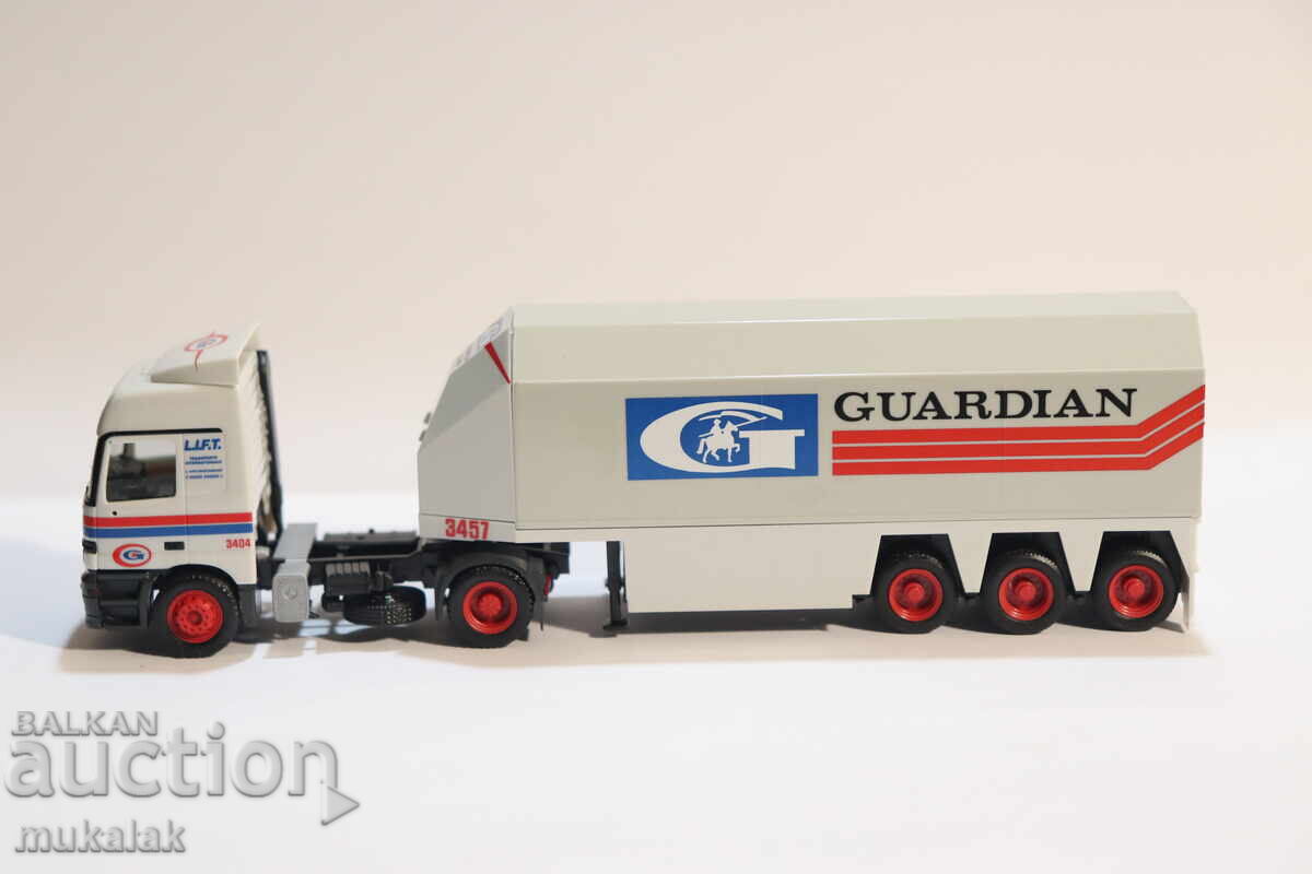 HERPA H0 1/87 MERCEDES TRUCK MODEL TRANSPORT OF GLASS