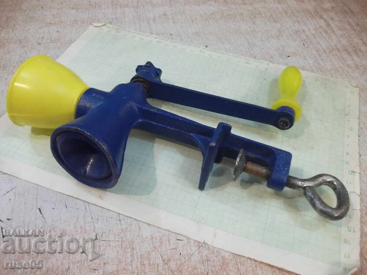 Μηχανή άλεσης μαύρου πιπεριού, μπαχαρικών, καφέ και άλλων νέων