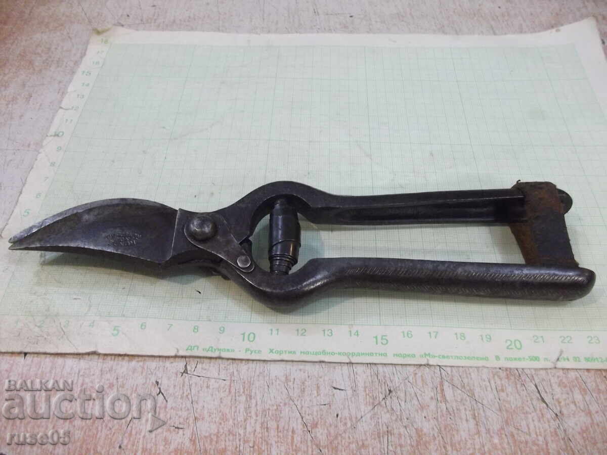 Ψαλίδι "KUNDE & Cie REMSCHEID" αμπελουργικό παλιό με τιμή 70.00 BGN | € 35.79