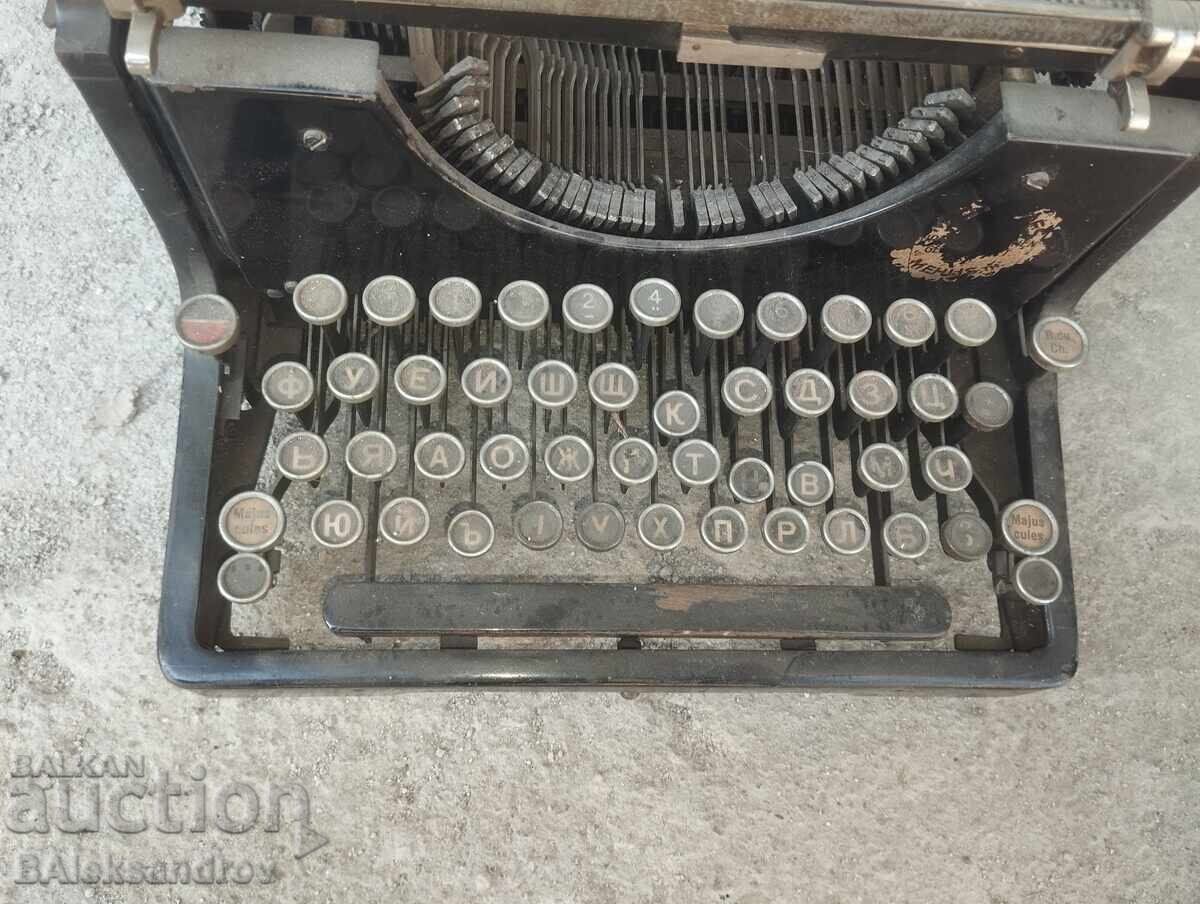 Παλιά γραφομηχανή MERCEDES με τιμή 115.00 BGN | € 58.80