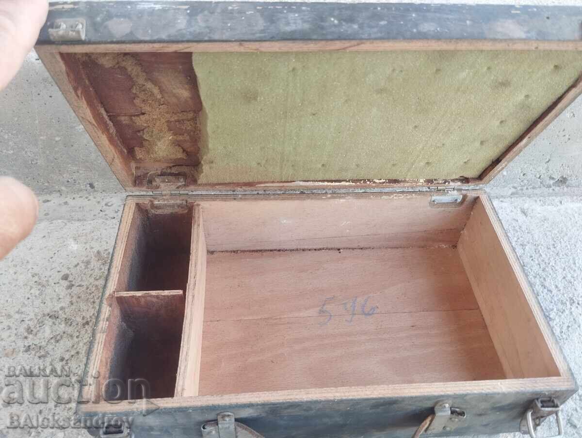 Старо военно дървено куфарче - 5