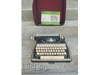 Mașină de scris MARIȚA