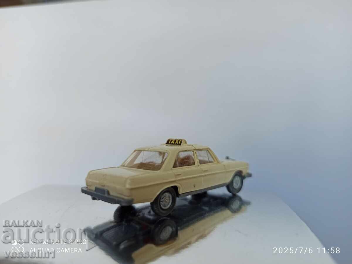Δημοπρασία Κοτσαδόρος mercedes115 taxi 1/87 wiking HO από τη δεκαετία του '90 Δημοπρασία Κοτσαδόρος mercedes115 taxi 1/87 wiking HO από τη δεκαετία του '90