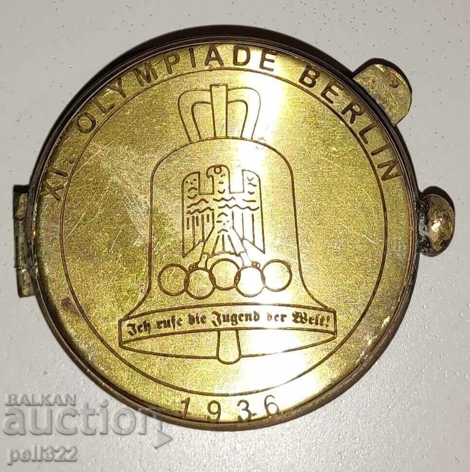 Carcasă nazistă pentru busolă sau ceas de mână, VSV din alamă