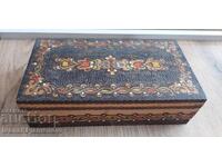 Cutie din lemn pirogravată retro pentru colecționari