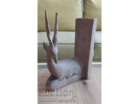 Sculptură în lemn masiv pentru cunoscători