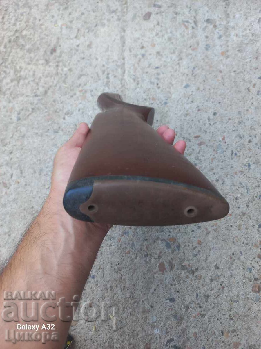 CARACĂ cu preț 150.00 BGN | € 76.69