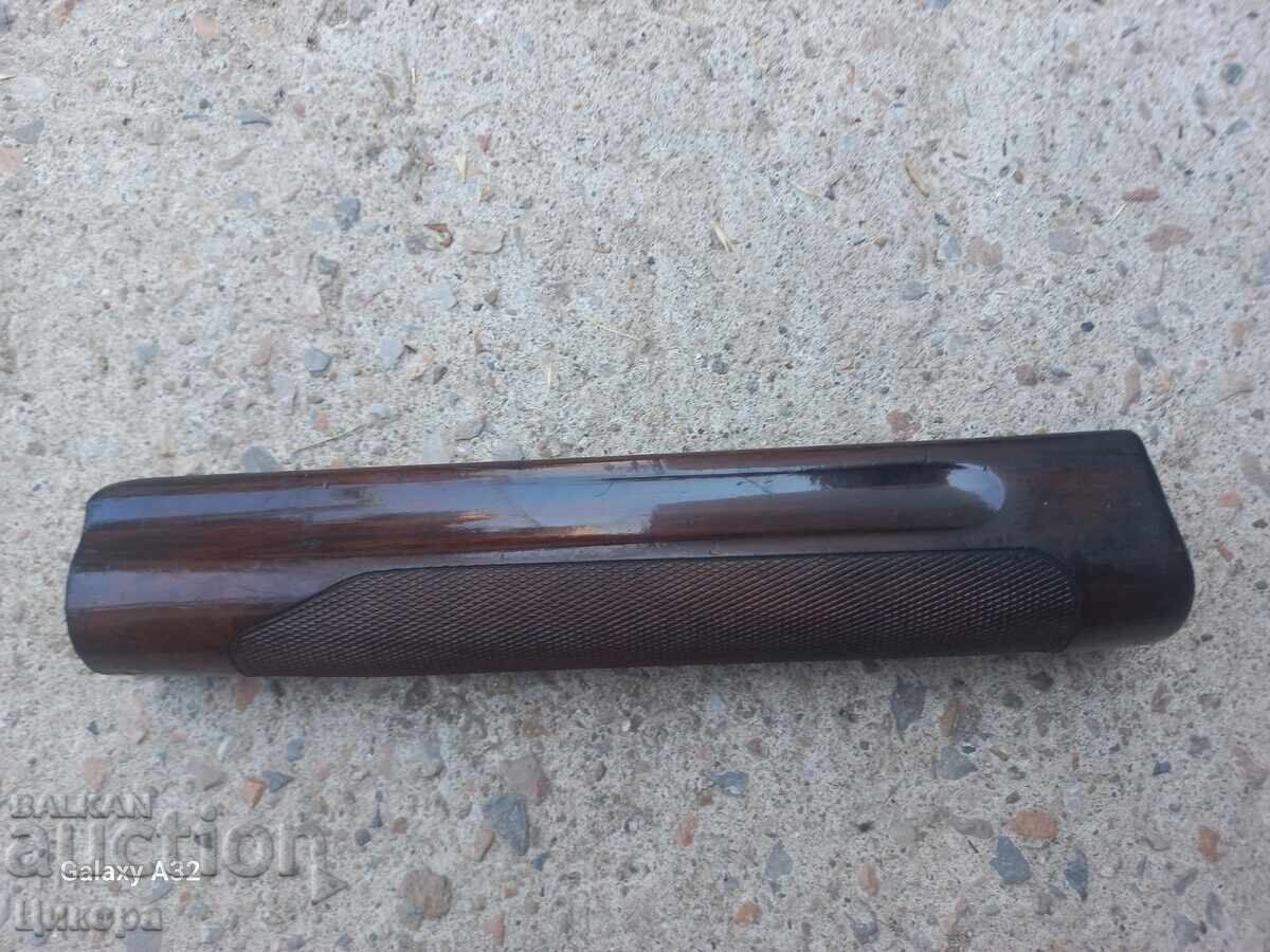 LOJĂ PENTRU PUȘCĂ LOJĂ PENTRU PUȘCĂ