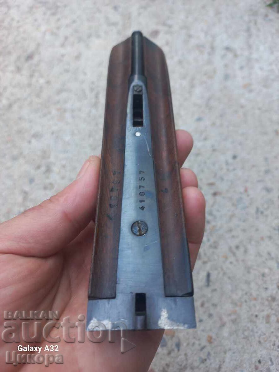 Delivery of HALF BED FOR A GUN Delivery of HALF BED FOR A GUN