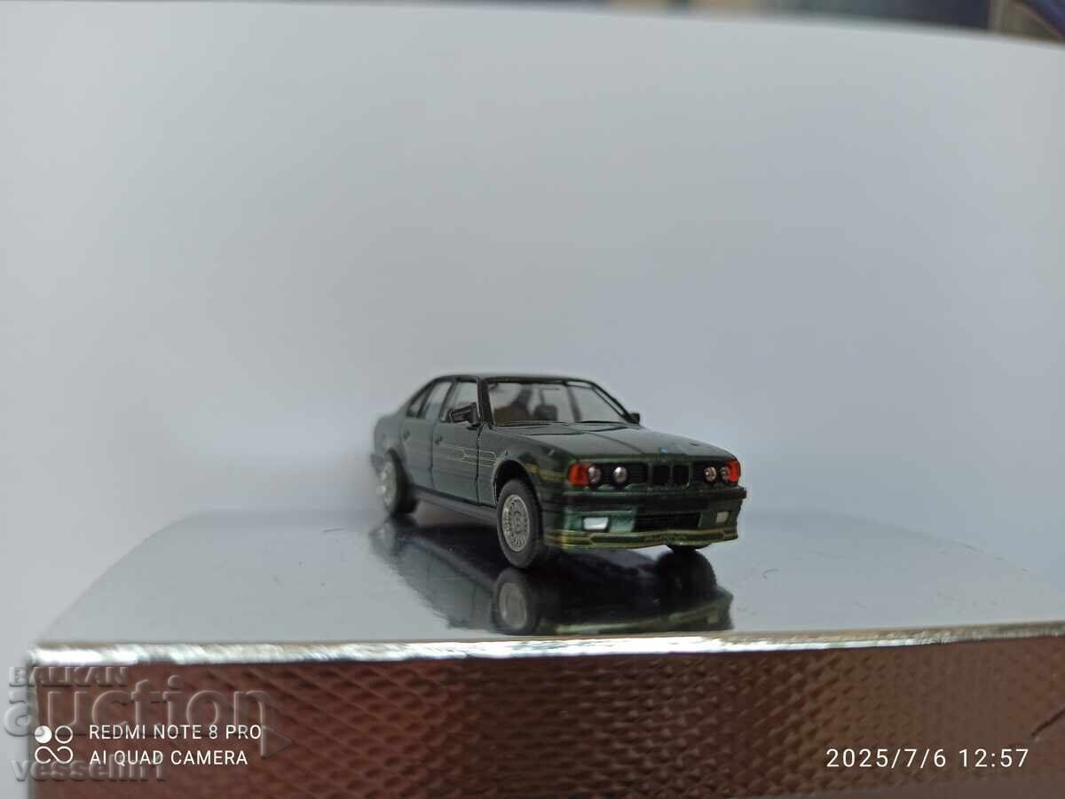 Cărucior bmw E34 B10 Alpine 1/87 herpa HO din anii nouăzeci cu preț 24.00 BGN | € 12.27