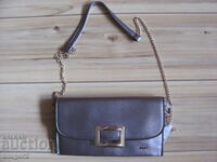 Geantă de damă nouă BORA argintie, cataramă metalică