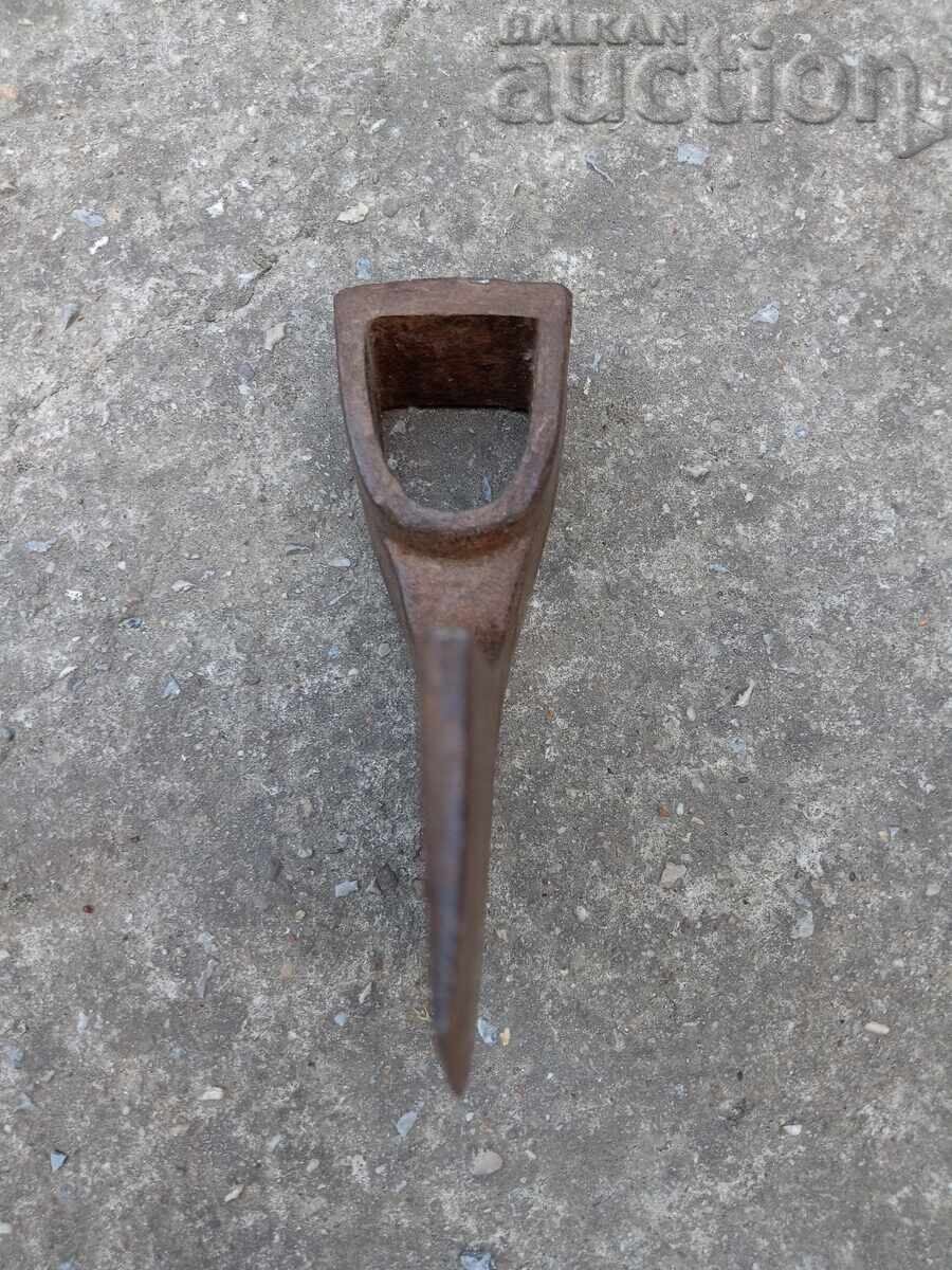 Μεγάλη παλιά χειροποίητη σφυρήλατη τσεκούρι - 6