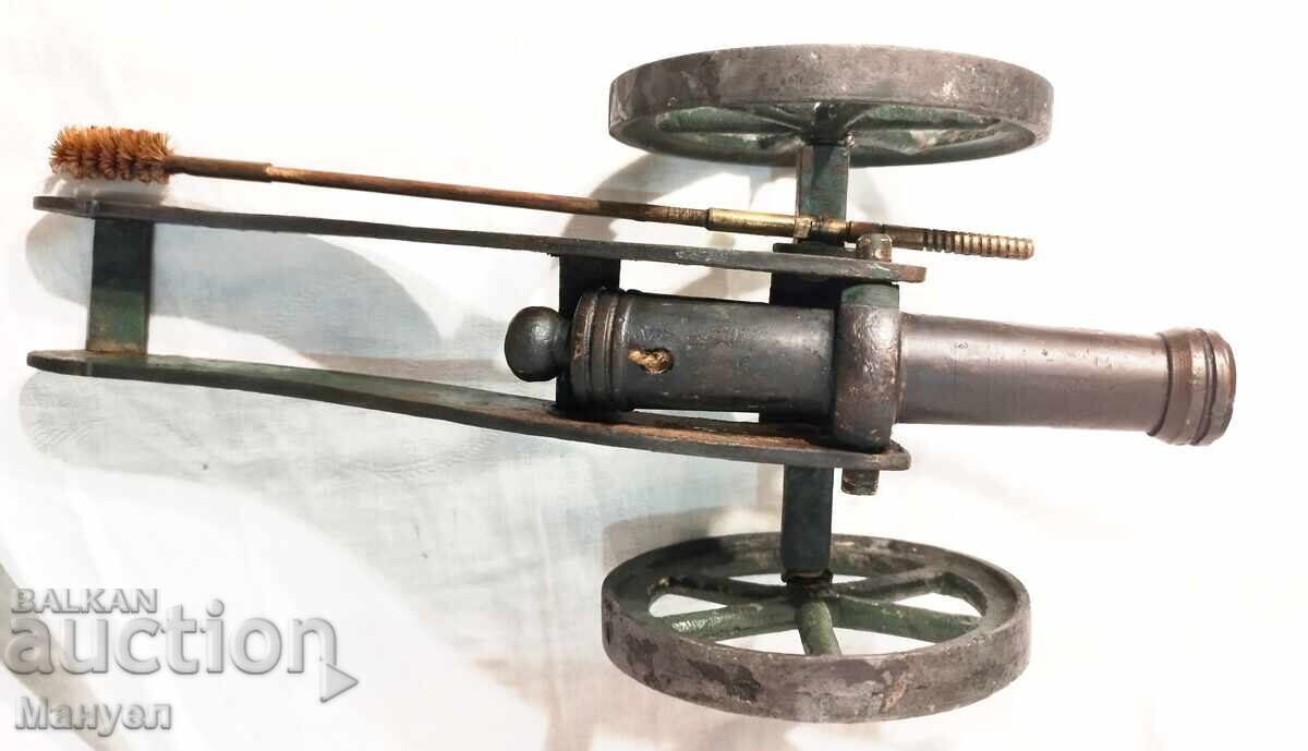 Vechi model de tun funcțional - Războaiele Napoleoniene - 5 Vechi model de tun funcțional - Războaiele Napoleoniene - 5