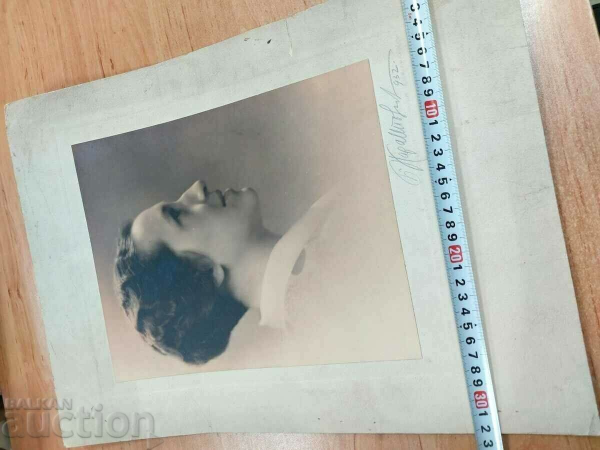 Auction  1932 BIG OLD PHOTO PHOTO CELEBRITY KINGDOM