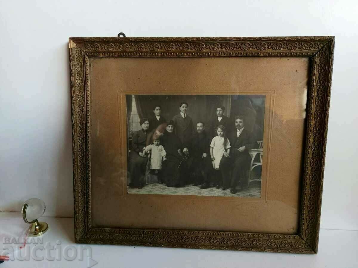 Παράδοση .ΠΑΛΙΑ ΟΙΚΟΓΕΝΕΙΑΚΗ ΚΟΡΝΙΖΑ ΦΩΤΟΓΡΑΦΙΩΝ