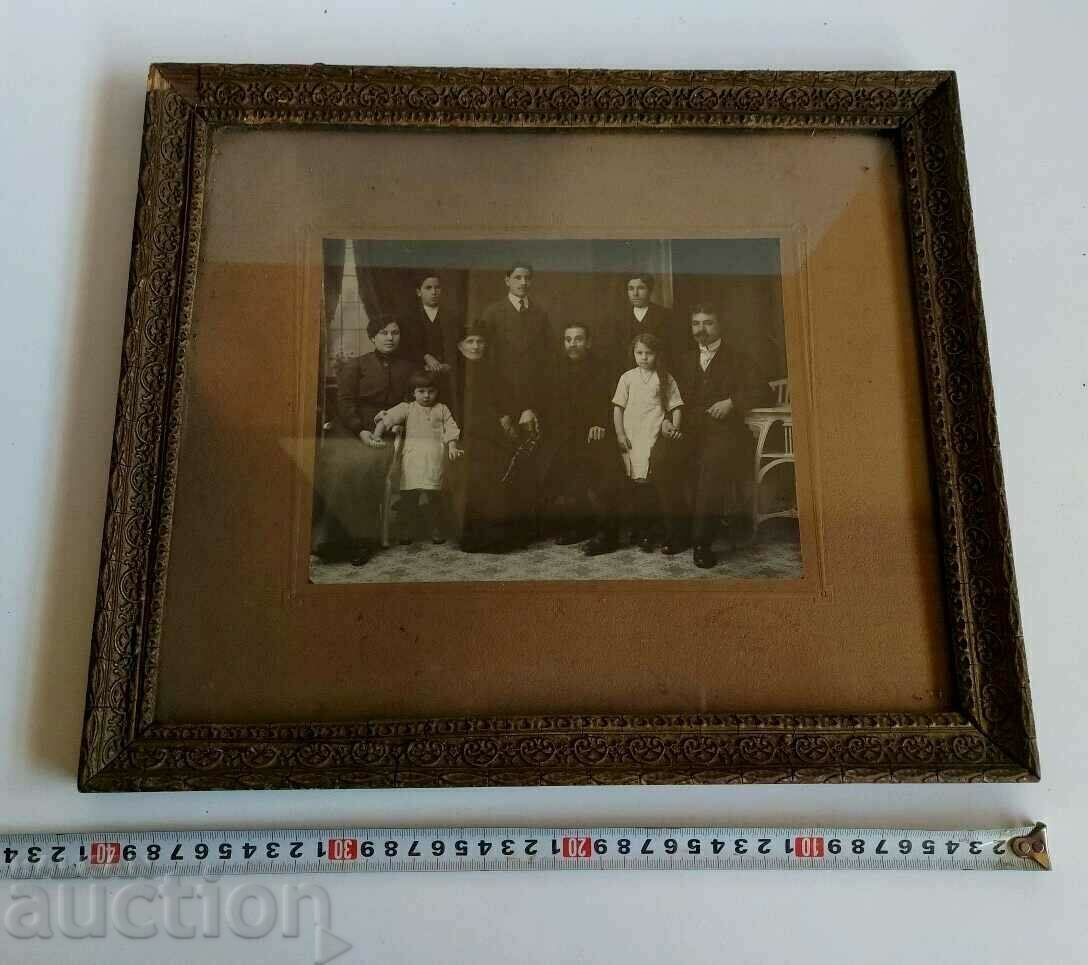.OLD FAMILY PHOTO PHOTO FRAME - 5