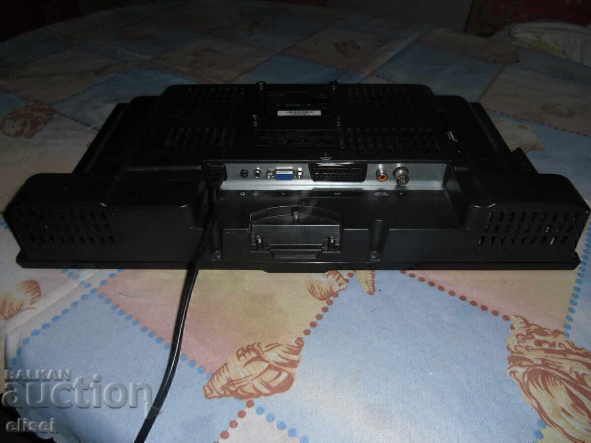 For Sale: LOGIK 20" Full HD Ready LED Television - 5