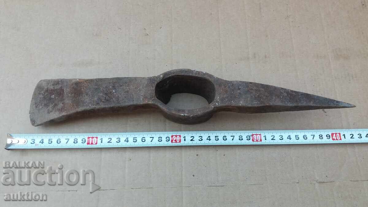 СТАРА МАСИВНА КИРКА, ИНСТРУМЕНТ С МАРКИРОВКА - ОТЛИЧНА с цена 12.99 лв. | € 6.64