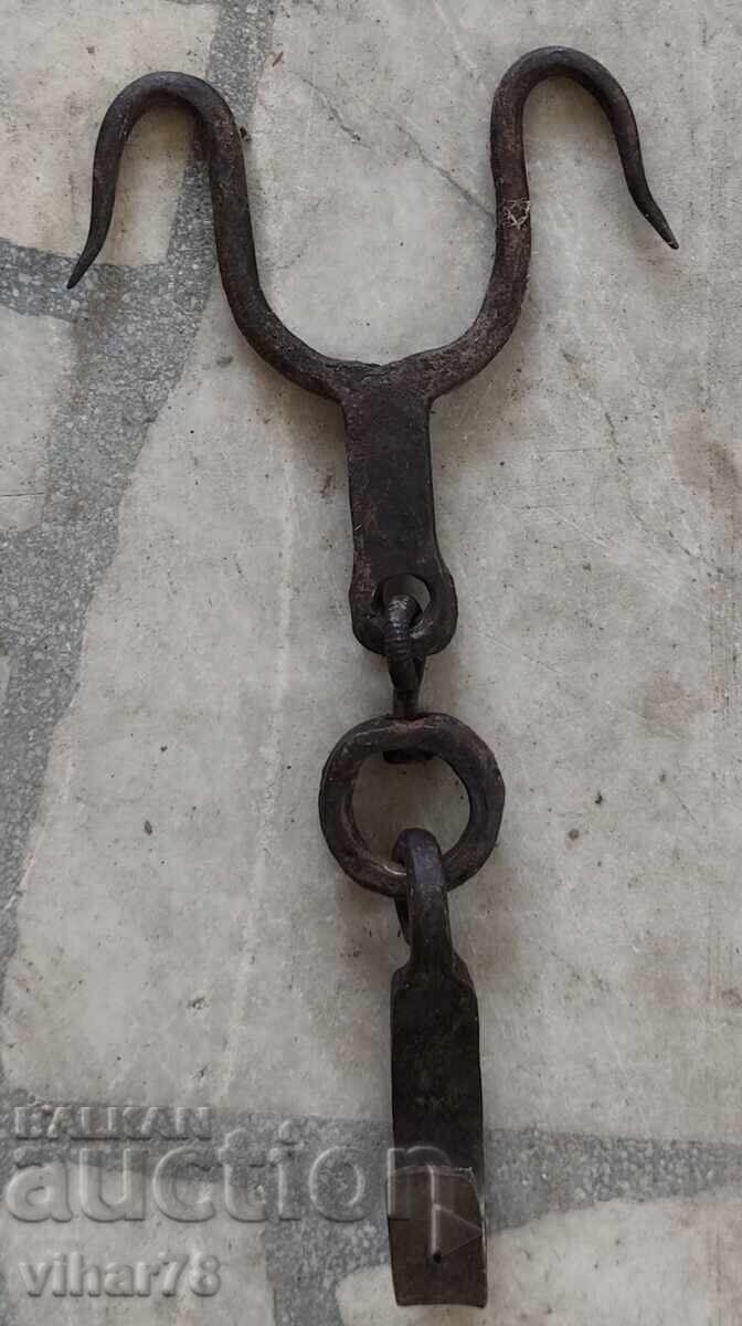 Livrarea Cârlig cu cârlig