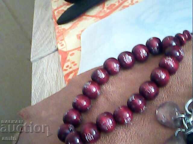 Παρτίδα από όμορφα γκρίβνια είναι ένα δερμάτινο κομποσκοίνι με τιμή 15.00 BGN | € 7.67