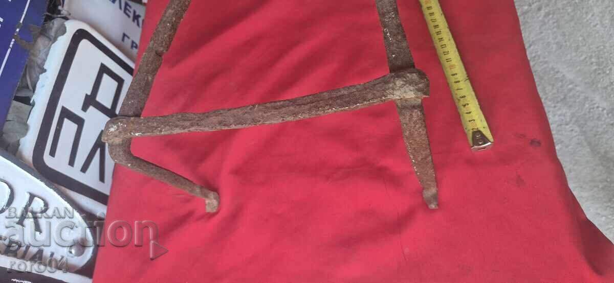 ΠΑΛΙΟ ΧΕΙΡΟΠΟΙΗΤΟ ΣΙΔΕΡΕΝΙΟ ΤΖΑΚΙ με τιμή 45.00 BGN | € 23.01