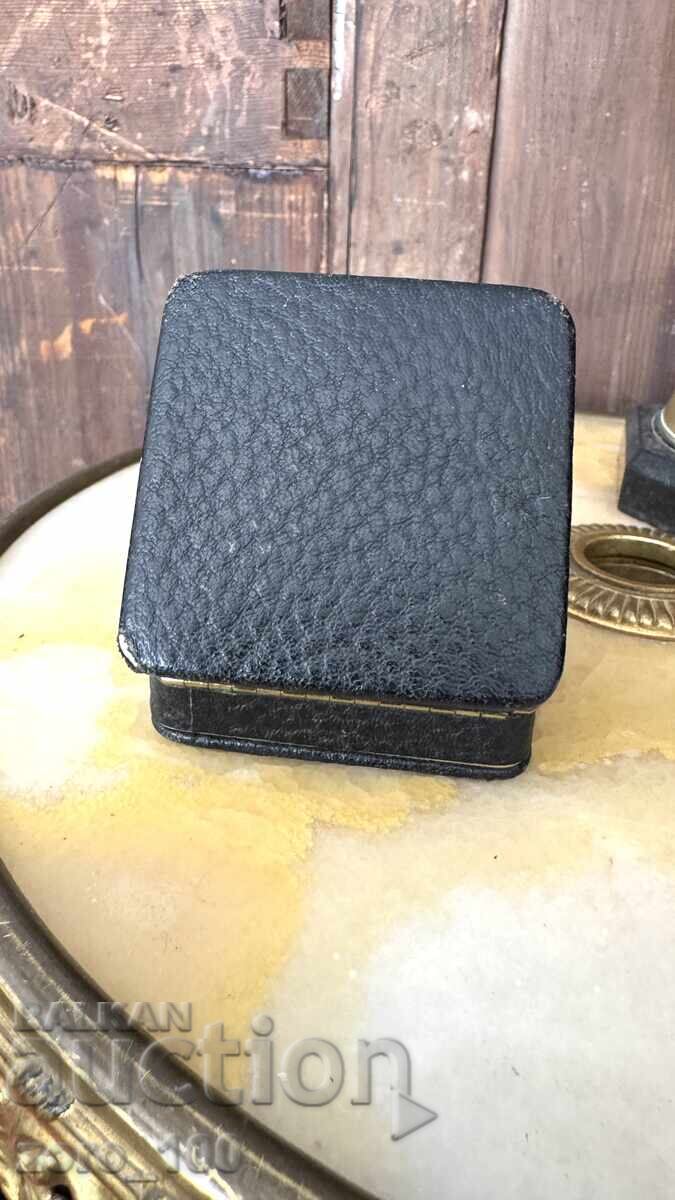 Παράδοση Ταξιδιωτικό ξυπνητήρι, σε πολύ καλή κατάσταση! Λειτουργεί! Παράδοση Ταξιδιωτικό ξυπνητήρι, σε πολύ καλή κατάσταση! Λειτουργεί!