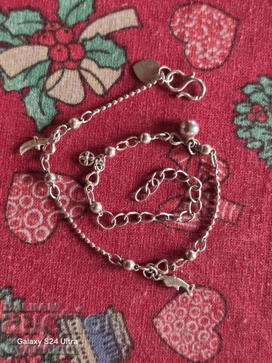 Παράδοση Ασημένιο βραχιόλι. Από 18 έως 23εκ. Ξεκινώ πάνω από 100 δημοπρασίες