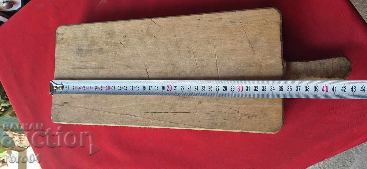 Livrarea PLANKĂ DE TOCAT PENTRU COTLETE / STEAK-URI