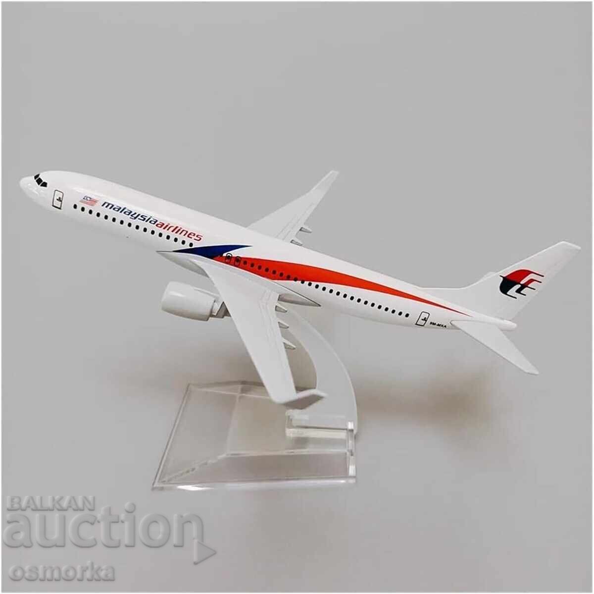 Boeing 737 самолет модел макет Malaysia Airlines пътникопото с цена 32.00 лв. | € 16.36