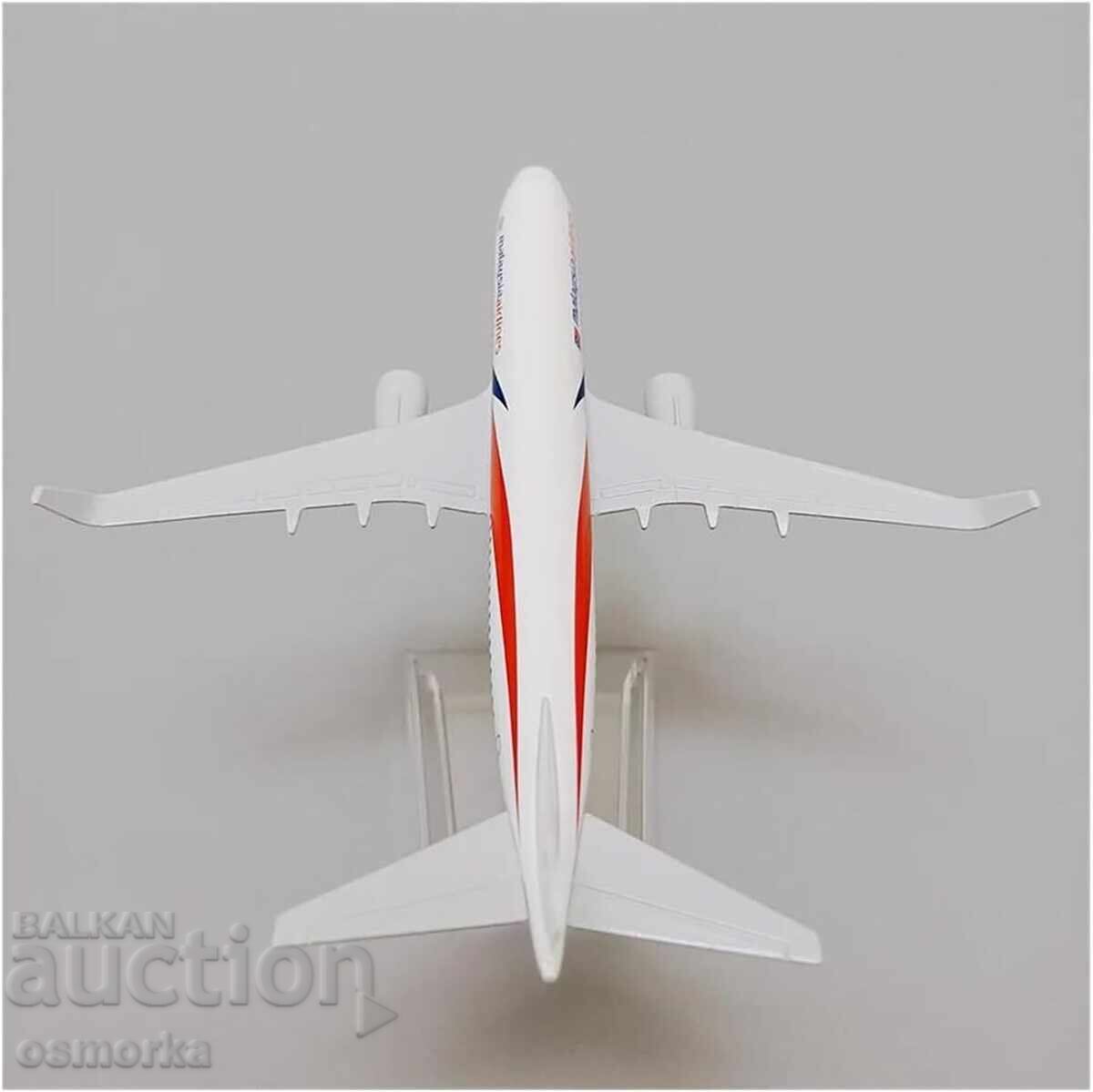Доставка на Boeing 737 самолет модел макет Malaysia Airlines пътникопото