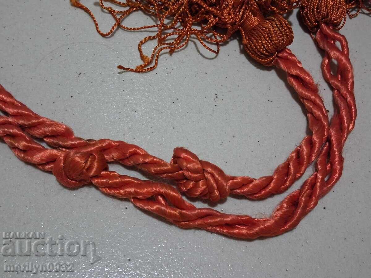 Δημοπρασία Πλεκτό κορδόνι με φούντες παραδοσιακή φορεσιά Δημοπρασία Πλεκτό κορδόνι με φούντες παραδοσιακή φορεσιά