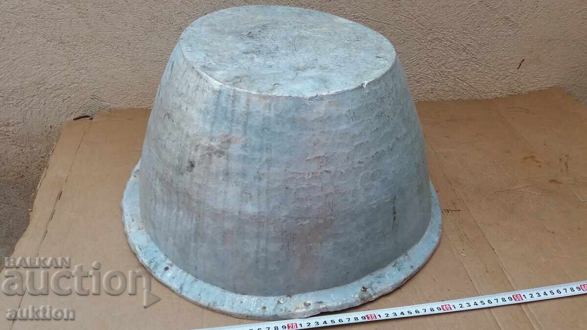 LARGE ALUMINUM FLOWERPOT, TUB, TROUGH - 7