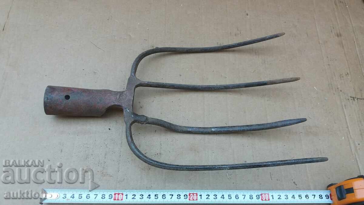 Доставка на СТАРА ВИЛА С МАРКИРОВКА